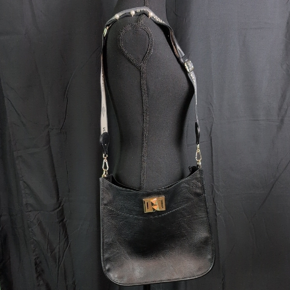 Steve Madden Chic Black Shoulder Bag. Excellent Condition.